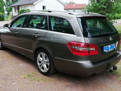 Mercedes E200