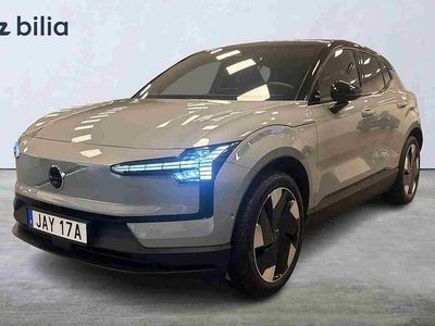 Grå Begagnad 2024 Volvo EX30 Single Motor Extended Range SUV | 389 900 kr (Marknadspris)