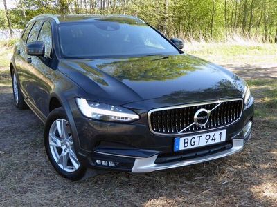 begagnad Volvo V90 CC D5 AWD Geartronic Momentum Euro 6