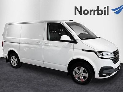 Vit Begagnad 2021 VW Transporter Van | 369 000 kr
