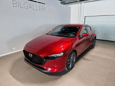 Röd (soul crystal red ) Begagnad 2024 Mazda 3 Homura-Line Halvkombi | 333 900 kr (Dyr)