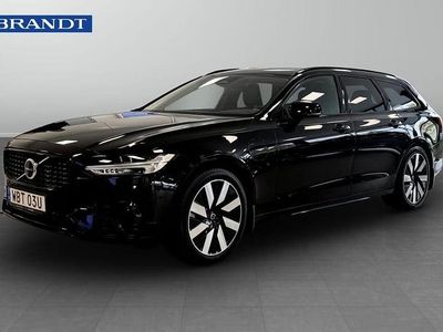 Svart Begagnad 2025 Volvo V90 Plus Kombi | 489 900 kr