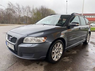 begagnad Volvo V50 T5 230HK / ACC / Fullservad / Svensksåld