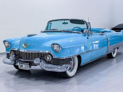 Begagnad Cadillac Eldorado 233 HK (171 kW) 1954 Ljusblå Sportkupé