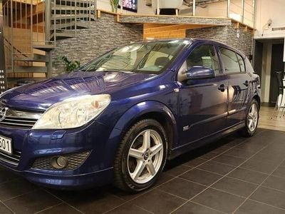Blå Begagnad 2007 Opel Astra Halvkombi | 42 900 kr (Marknadspris)
