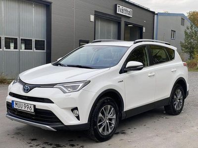 Begagnad 2017 Toyota RAV4 Hybrid Active SUV | 155 000 kr (Dyr)