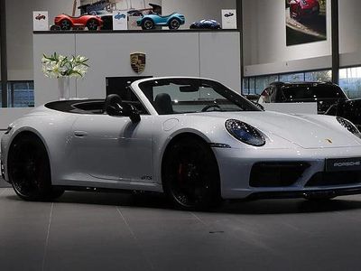 Porsche 911 Carrera GTS