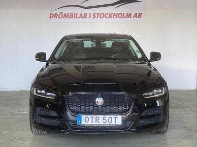 Begagnad Jaguar XE 251 HK (184 kW) 2020 Svart Sedan
