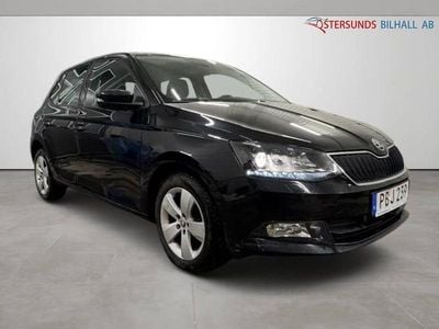 Begagnad Skoda Fabia Style 90 HK (66 kW) 2017 Svart Halvkombi