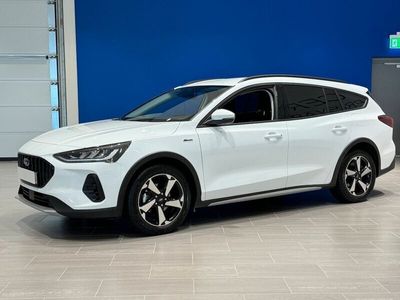 Grå Begagnad 2022 Ford Focus Active Kombi | 289 900 kr