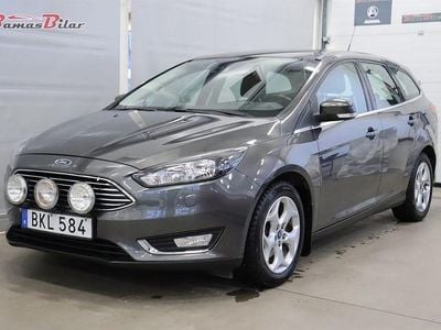 Begagnad Ford Focus Titanium 101 HK (74 kW) 2015 Grå Kombi