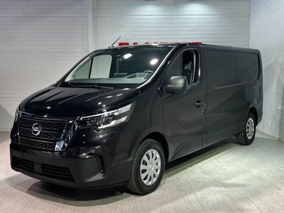 begagnad Nissan Primastar N-Connecta 170 L2H1 Skåp inkl Service Lager 2023, Transportbil