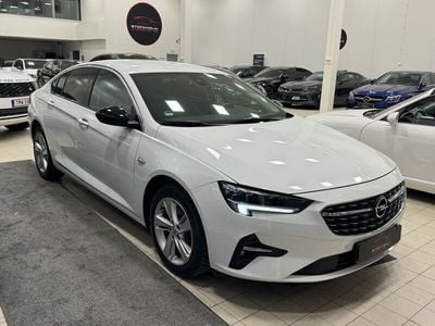 Begagnad Opel Insignia Sport 123 HK (90 kW) 2021 Vit Halvkombi