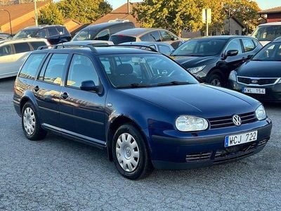 Mörkblå Begagnad 2004 VW Golf IV Basis Kombi | 19 900 kr