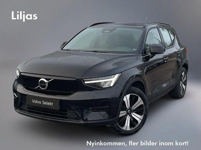 Svart Begagnad 2022 Volvo XC40 Core SUV | 319 000 kr