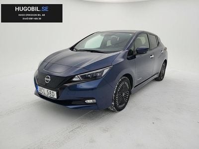 Begagnad Nissan Leaf N-Connecta 160 kW (218 HK) 2022 Blåmetallic Halvkombi