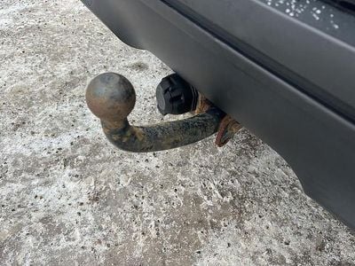 Brunmetallic Begagnad 2015 Renault Kadjar LIMITED SUV | 99 900 kr (Marknadspris)