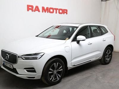 Begagnad Volvo XC60 Momentum 340 HK (250 kW) 2021 Vit (ice white solid) SUV