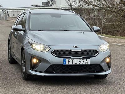 Grå Begagnad 2021 Kia Ceed Sportswagon Kombi | 208 500 kr (Superpris)