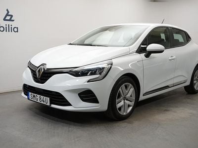 Vit Begagnad 2022 Renault Clio V Zen Halvkombi | 149 900 kr (Marknadspris)