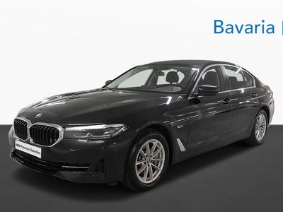 begagnad BMW 530 e xDrive Sedan Nav / Backkamera / Eluppvärmd ratt