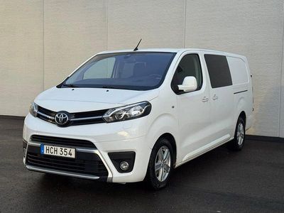 Vit Begagnad 2018 Toyota Proace Minibuss | 209 000 kr