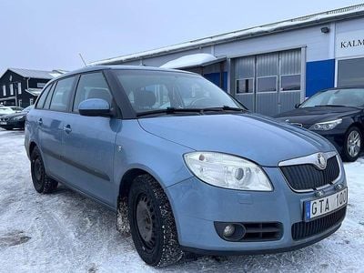 Begagnad Skoda Fabia 69 HK (50 kW) 2008 Grå Kombi