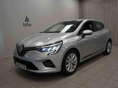 Silver Begagnad 2022 Renault Clio V Halvkombi | 159 900 kr (Marknadspris)