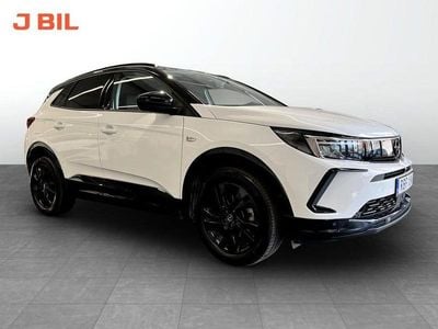 Vit Begagnad 2024 Opel Grandland X SUV | 259 900 kr (Marknadspris)