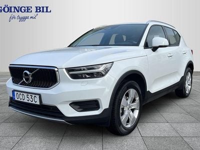 Vit Begagnad 2022 Volvo XC40 Momentum SUV | 269 000 kr (Marknadspris)