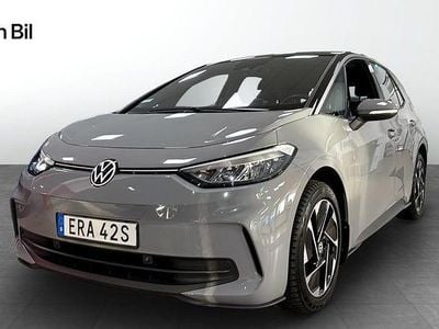 Moonstone grey black Begagnad 2023 VW ID.3 Pro Performance Halvkombi | 319 900 kr (Marknadspris)
