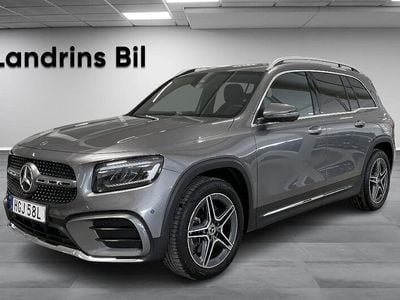 Mercedes GLB220