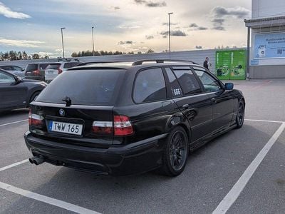 BMW 525