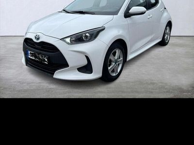 begagnad Toyota Yaris Hybrid Yaris