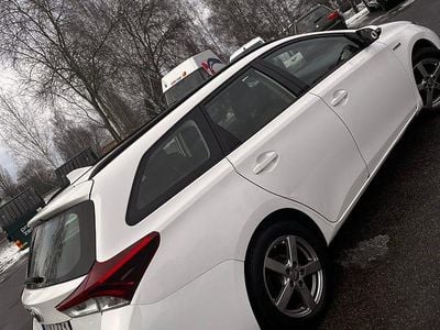 Begagnad Toyota Auris Touring Sports 136 HK (100 kW) 2017 Kombi