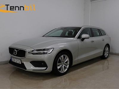 Vit Begagnad 2018 Volvo V60 Momentum Kombi | 229 900 kr (Marknadspris)