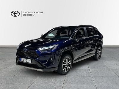 Blå Begagnad 2022 Toyota RAV4 Hybrid Style SUV | 409 900 kr (Lite dyr)