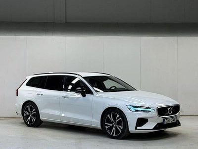 Vit Begagnad 2020 Volvo V60 R-Design Kombi | 279 900 kr