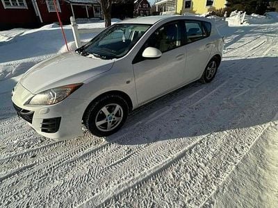Begagnad Mazda 3 Inclusive 105 HK (77 kW) 2011