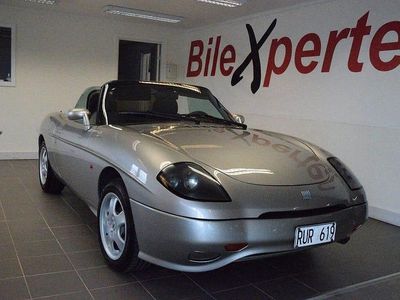 Begagnad Fiat Barchetta 131 HK (96 kW) 2000 Grå Cab
