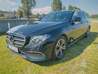 Mercedes E220