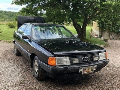 Begagnad 1988 Audi 100 Sedan | 8 500 kr
