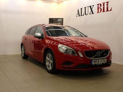 Begagnad Volvo V60 R-Design 163 HK (119 kW) 2012 Röd Kombi