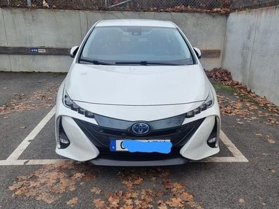 Begagnad 2019 Toyota Prius Plug-in Hybrid Halvkombi | 210 000 kr