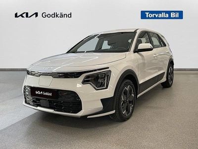Vit Begagnad 2023 Kia e-Niro SUV | 349 900 kr (Marknadspris)