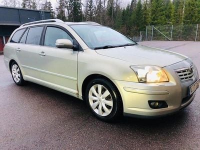 Begagnad 2006 Toyota Avensis Kombi | 12 500 kr (Bra pris)