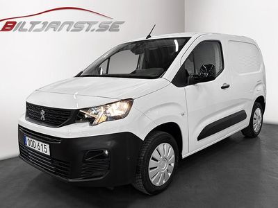 Vit Begagnad 2023 Peugeot Partner Minibuss | 259 900 kr