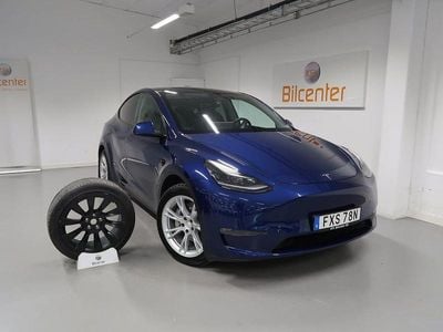 Begagnad Tesla Model Y Long Range AWD 378 kW (514 HK) 2021 Blå SUV
