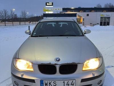 Begagnad BMW 118 129 HK (94 kW) 2005 Halvkombi