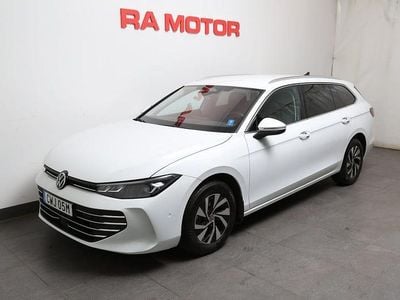 Begagnad VW Passat Business 150 HK (110 kW) 2024 Vit Kombi